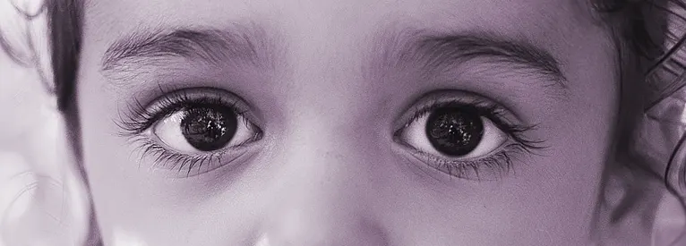 niño imaginando